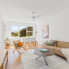 Gorgeous 3-Bed Manly Pad Short Walk to the Beach