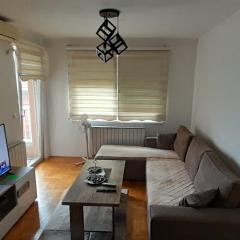 Neom Apartman, TOP LOCATION, near hotel RADON plaza, Stup, Sarajevo