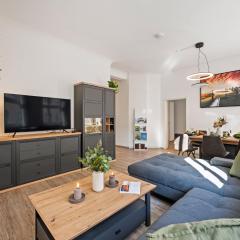 Ferienwohnung Blaßdörfer - Traumhafte Altbauwohnung mit Self-Checkin und 93 qm2