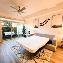 Luxury Open BD w Pool, Parking, & WD 133