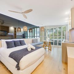 Landmark Resort Renovated Beach Apartment