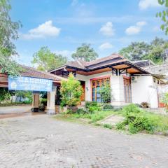 OYO 94009 Homestay Ndalem Kademangan