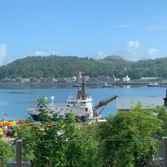 Bonny Oban Bay Cabin