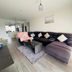 3 BR villa in Werribee near to Werribee CBD