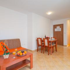 Apartments Island Beat - Two Bedroom Apartment with Balcony A9 prizemlje ST