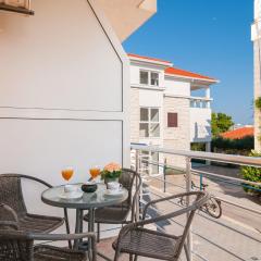 Apartments Island Beat - One Bedroom Apartment with Balcony and Sea View A7 ST