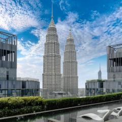 Star KLCC Twin Tower Suite 2-3pax by DingDing