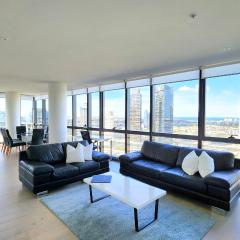 Melbourne Lifestyle Apartments – Best Views on Collins