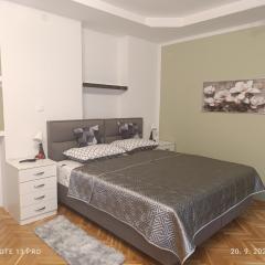 Zagreb, Jarun studio apartman Eva