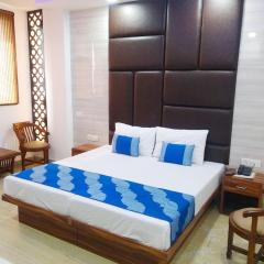 Hotel SPB 87 near Karol Bagh Metro Station Delhi