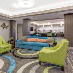 Days Inn & Suites by Wyndham Katy