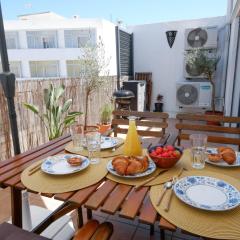 Spacious terrace, swimming pool, private parking