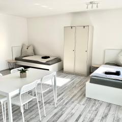 Audi - Neckarsulm - Bad - Küche - Balkon - 4 Personen