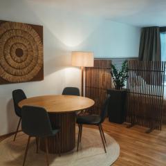 Elegant Studio by the Elbe in Central Dresden