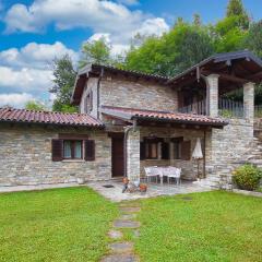 2 Bedroom Stunning Home In Luino