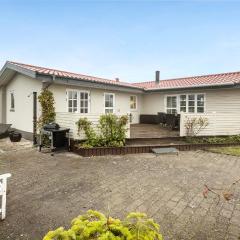 Nice Home In Nyborg With Kitchen