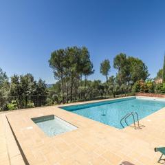 Holiday flats at Domaine de Saint-Endréol with golf, SPA and pool