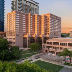 Downright Austin, A Renaissance Hotel