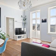 Dinbnb Appartments l 6 min to Bryggen I 67 Sqm in 4th Floor l Views