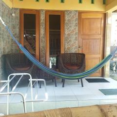 Pelangi Homestay Bungalow Gili gede