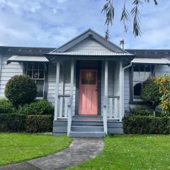 Hawke's Bay Escape - Railway Cottage