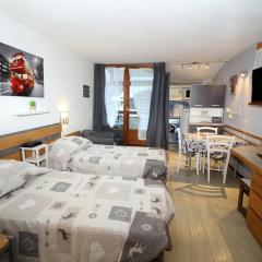 Studio cosy à Brides-les-Bains - 4 pers, 28m², balcon, parking, wifi inclus - FR-1-512-270