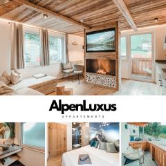 AlpenLuxus presents OLDWOOD CHALET - Balcony & Car Park