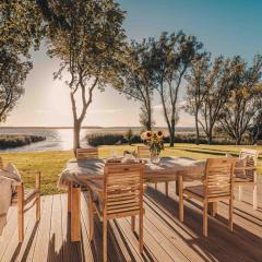 Watermark Usedom - Premium Ferienhaus direkt am Wasser mit eigener Badestelle