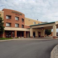 Courtyard by Marriott Hamilton