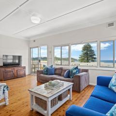 Coastal Cottage - 110 Avoca Dr