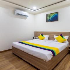 Itsy Hotels Krishna Residency, Govardhan Chauraha