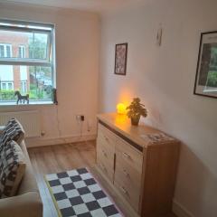 Cosy 4 bed townhouse