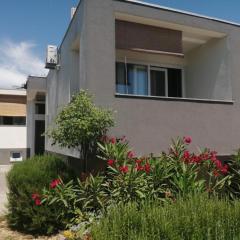 Apartments Fuzi - 50 m from sea