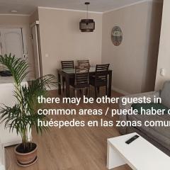 Habitaciones en Apartamento compartido DELICIAS ROOM Cerca del Mar, Aeropuerto, Ave y Metro