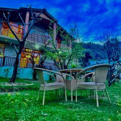 Munnar Tea Estate Cottage and Resort - Away From City Hustle