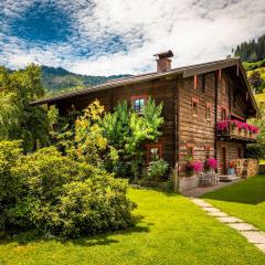 Traumhafte Auszeit in den Bergen Gemütliche Hütte für totale Entspannung