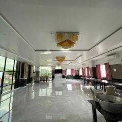 Glr Hills Hotel