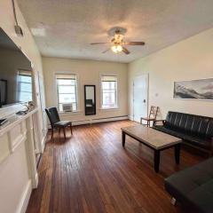 Updated apartment near Whole Foods, Brown Univer