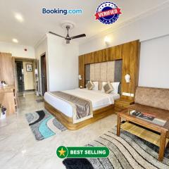 Hotel A One ! Puri, BREAKFAST Included- Swimming-pool, near Sea-beach-and-Temple, fully-Air-Conditioned-hotel with-lift-and-parking-facility - ᴾʳᵉᵐⁱᵘᵐ ᴴᵒᵗᵉˡ