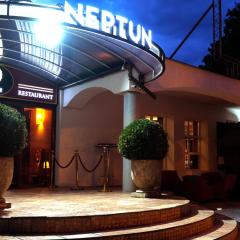 Hotel Ψ Neptun