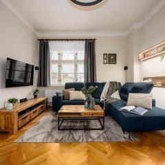 Family two bedroom apartment with AC, Darts and Netflix in Hip Vršovice by Prague Days