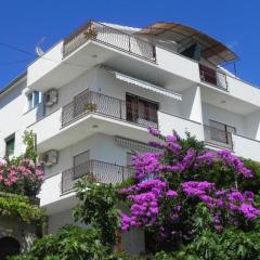 Apartmani STANIĆ - Coastal Comfort Beach Apartments