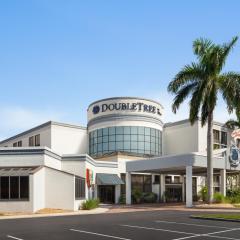 Doubletree by Hilton Fort Myers at Bell Tower Shops