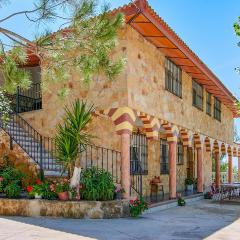 Cozy Home In Doña Mencía With Wifi