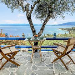 2 Bedroom Lovely Home In Kalamata