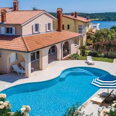 Beautiful Home In Pula With House Sea View