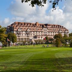 Hôtel Barrière L'Hôtel du Golf