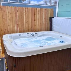 Downtown Abode with Hot Tub - Walk to CSU & Old Town