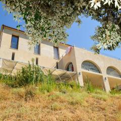 Beautiful Apartment In Piana With Kitchen