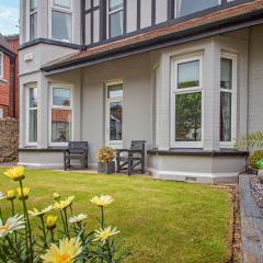 4 Bed in Llandudno 95235